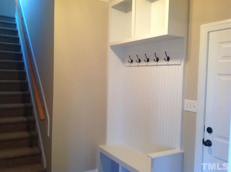 10712 Penny Rd, Cary, NC 27518