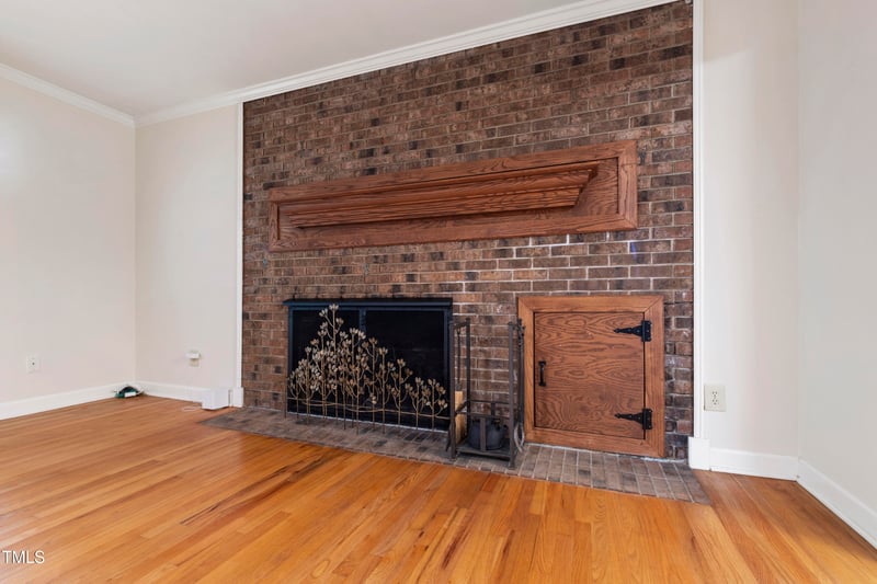 10716 Penny Rd, Cary, NC 27518
