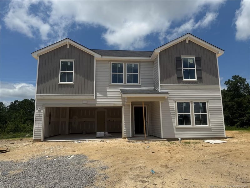 1072 Emerald Stone Loop, Hope Mills, NC 28348