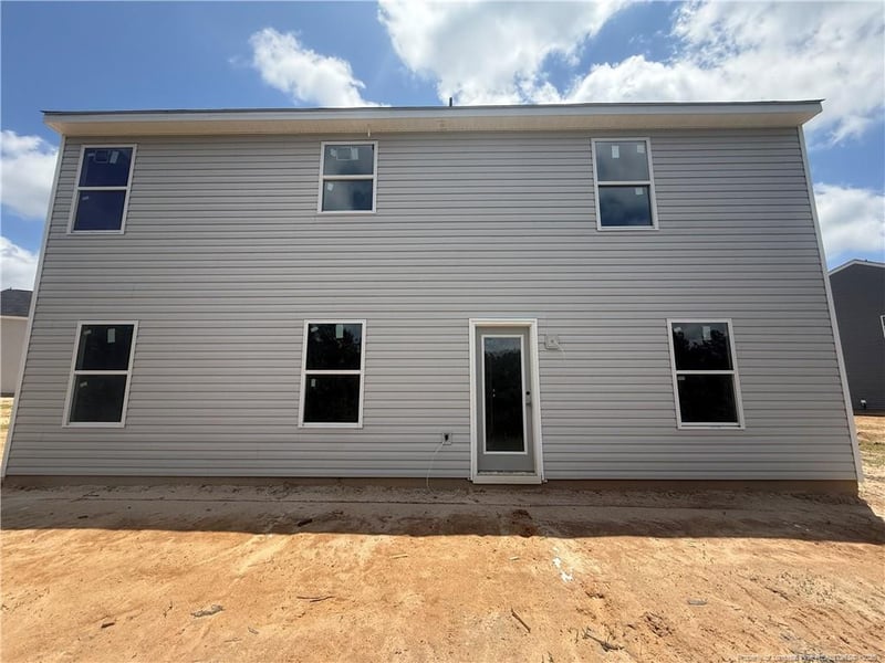 1072 Emerald Stone Loop, Hope Mills, NC 28348