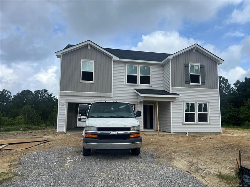 1072 Emerald Stone Loop, Hope Mills, NC 28348