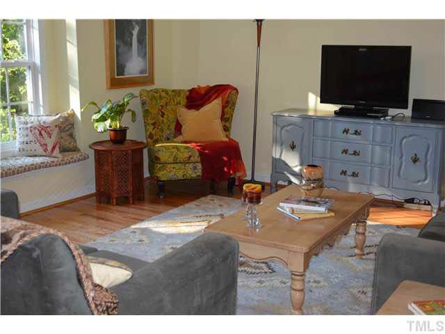 1072 Mills St, Raleigh, NC 27608