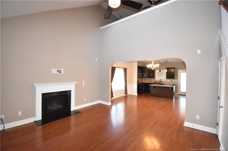 1072 Ronald Reagan Dr, Fayetteville, NC 28311