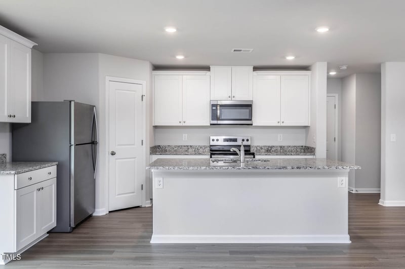 10725 Farmall Dr, Middlesex, NC 27557