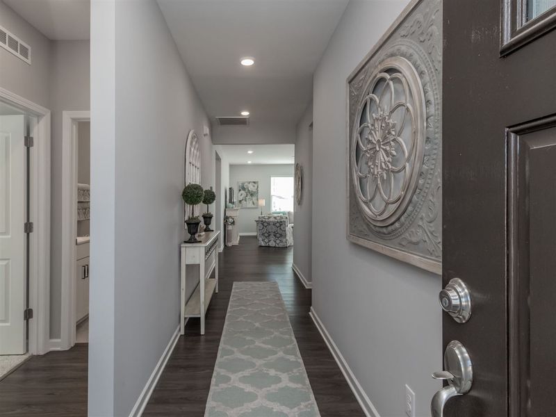 1073 Kafka Dr, Fuquay Varina, NC 27526
