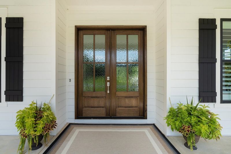 1073 Silverleaf Dr, Youngsville, NC 27596