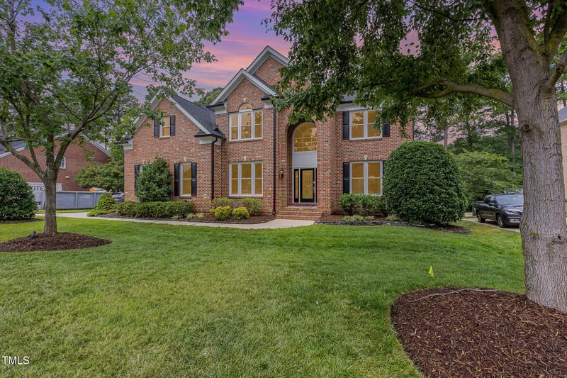 10733 Round Brook Cir, Raleigh, NC 27617