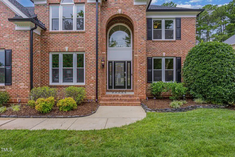 10733 Round Brook Cir, Raleigh, NC 27617