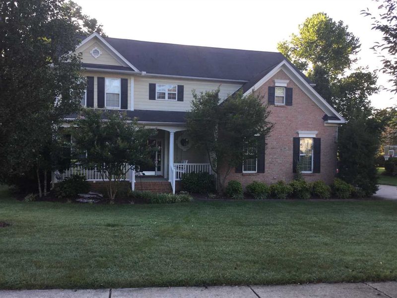 10736 Summerton Dr, Raleigh, NC 27614