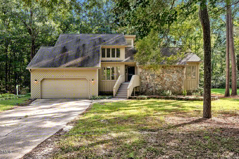 10737 Bridgford Dr, Cary, NC 27518