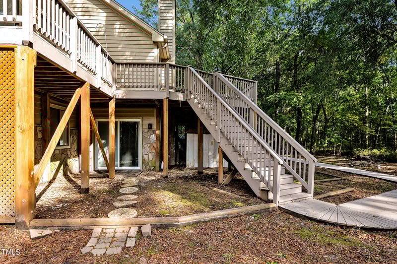 10737 Bridgford Dr, Cary, NC 27518