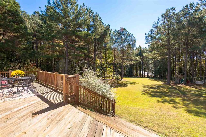 10737 Staghound Trl, Zebulon, NC 27597
