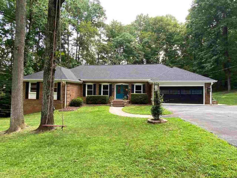 1074 Crenshaw Dr, Wake Forest, NC 27587