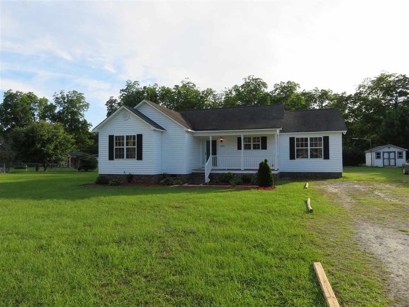 1074 Mclemore Rd, Clayton, NC 27520
