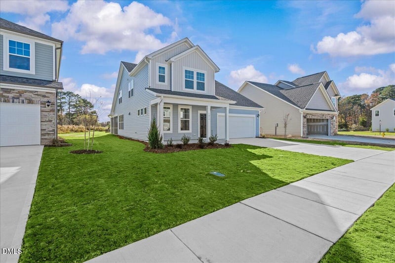 1076 Channel Drop, Zebulon, NC 27597