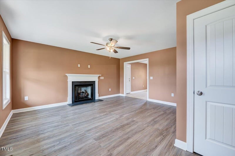 1076 Old Us Hwy 421, Lillington, NC 27546