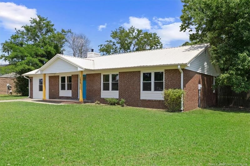 1079 Pleasant Oak Dr, Fayetteville, NC 28314
