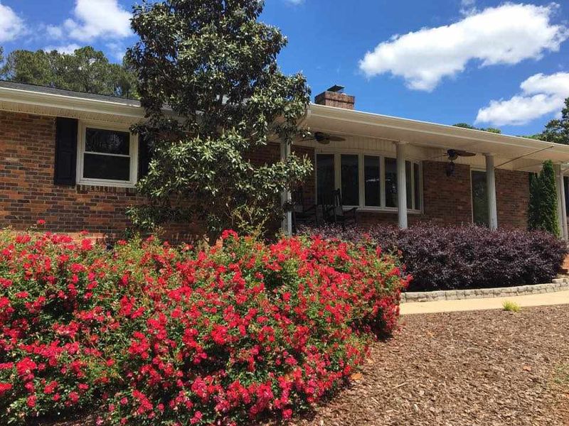 108 Avery Cir, Cary, NC 27511