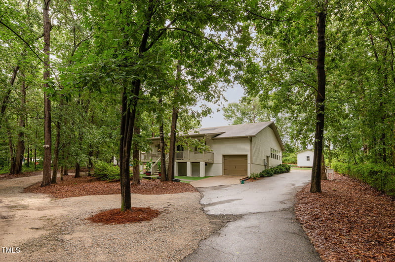 108 Barclay Dr, Angier, NC 27501