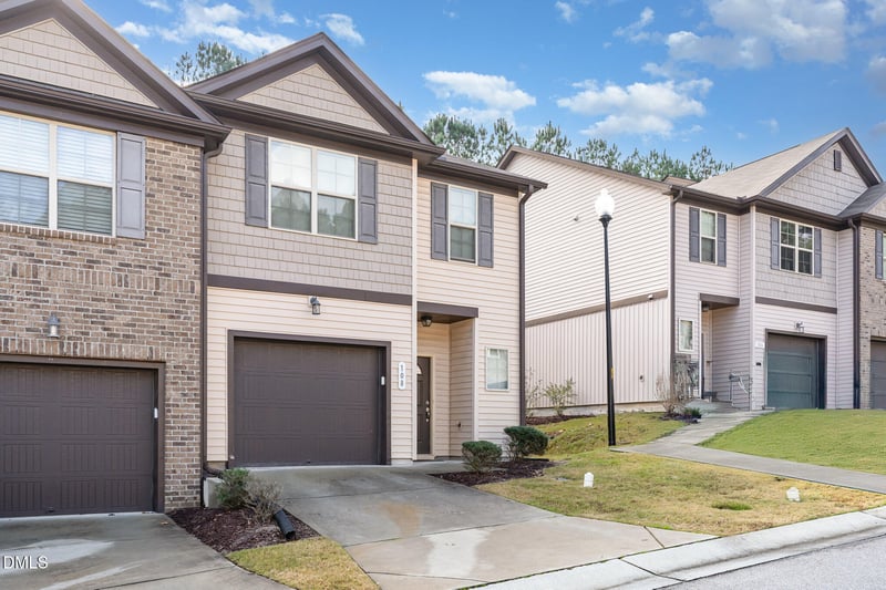 108 Bella Pl, Holly Springs, NC 27540