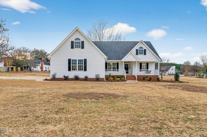 108 Blueberry Ln, Willow Springs, NC 27592