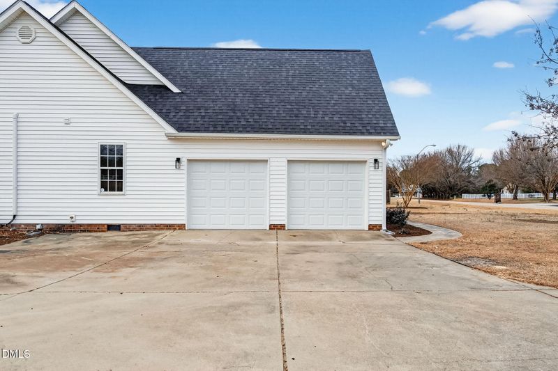 108 Blueberry Ln, Willow Springs, NC 27592
