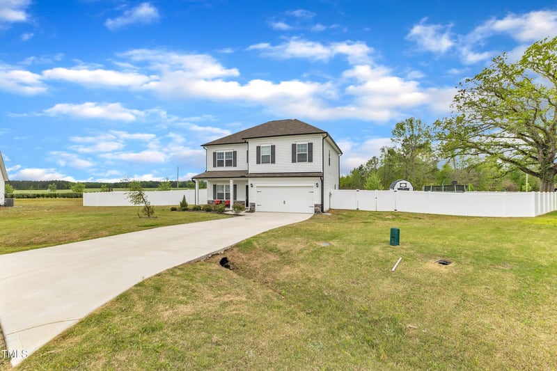 108 Bonnie Girl Ct, Lillington, NC 27546