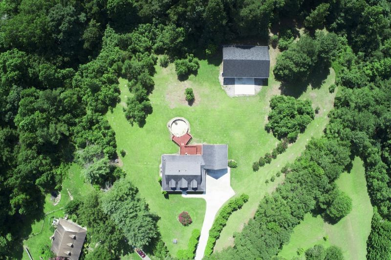108 Briarwood Dr, Clayton, NC 27520