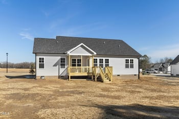 108 Bryant Farm Dr, Selma, NC 27576