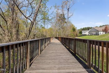 108 Butterbiggins Ln, Apex, NC 27539