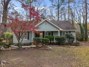 108 Carrousel Ln, Cary, NC 27513