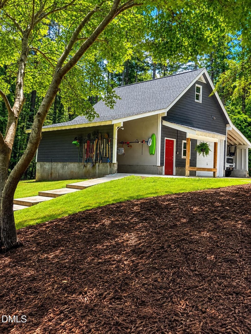 108 Cedar Creek Ln, Youngsville, NC 27596