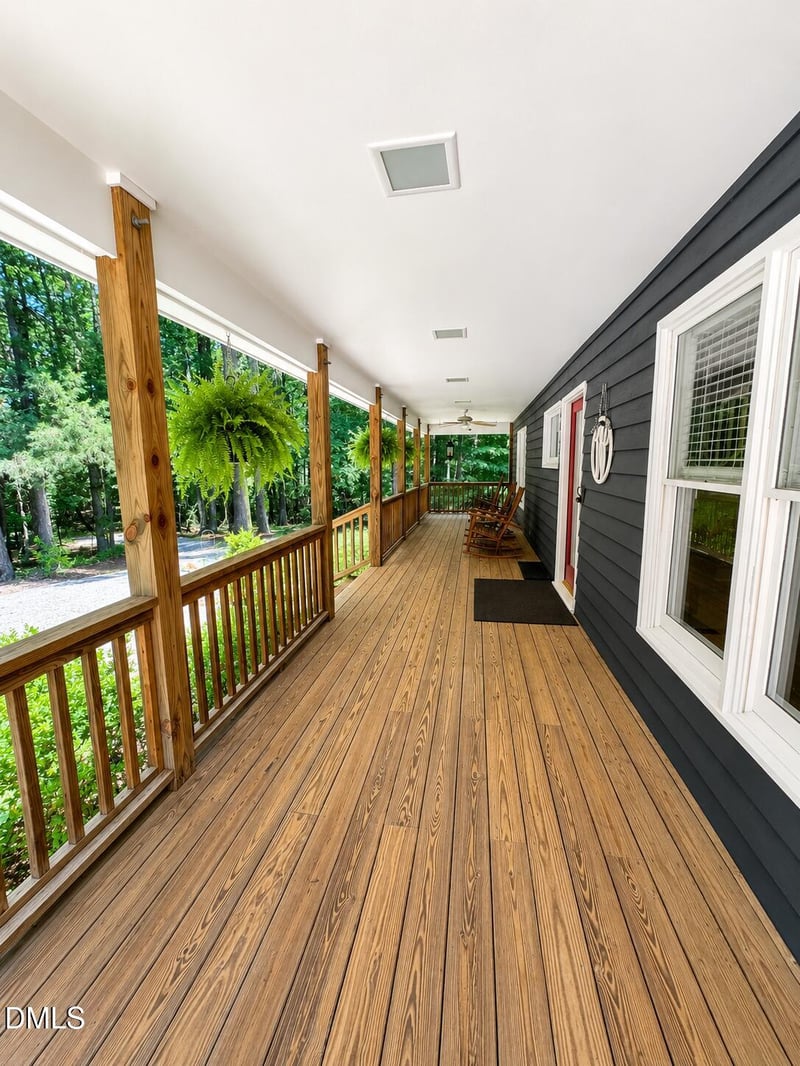 108 Cedar Creek Ln, Youngsville, NC 27596