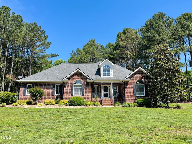 108 Cedarwood Dr, Louisburg, NC 27549