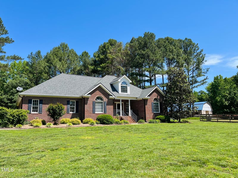 108 Cedarwood Dr, Louisburg, NC 27549