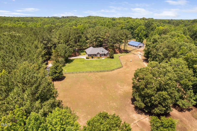 108 Cedarwood Dr, Louisburg, NC 27549
