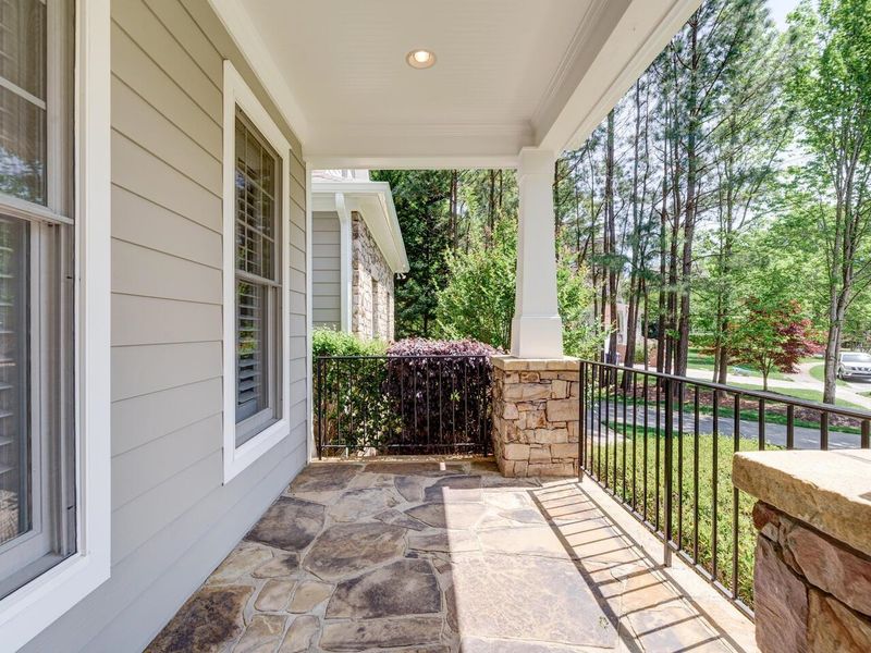 108 Celtic Cir, Chapel Hill, NC 27516
