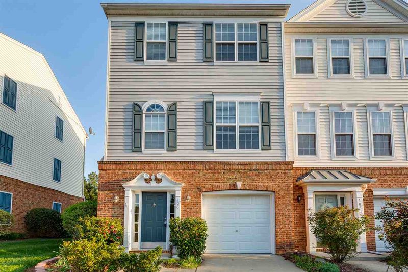 108 Chandler Chase Ct, Morrisville, NC 27560
