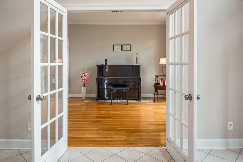 108 Chesley Ln, Chapel Hill, NC 27514