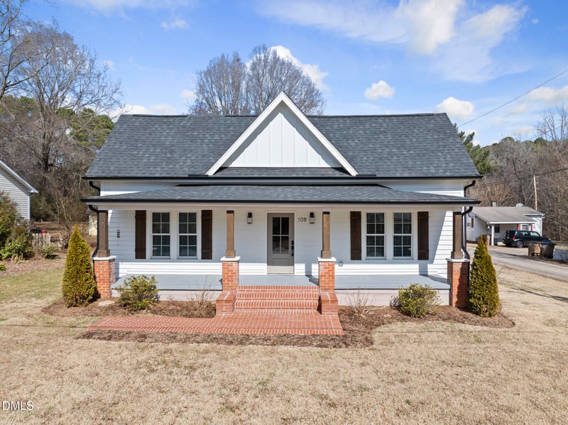 108 Chestnut Ave, Wake Forest, NC 27587