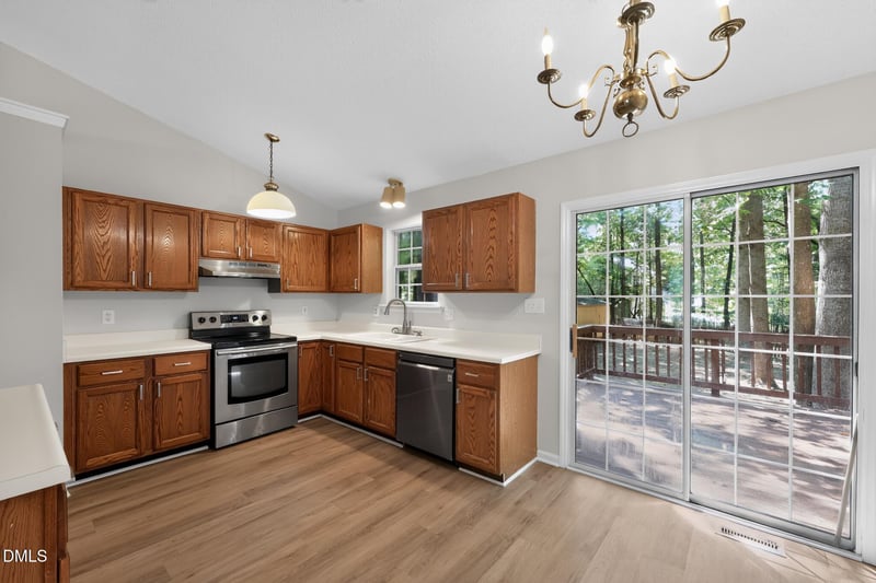 108 Clark Ct, Youngsville, NC 27596