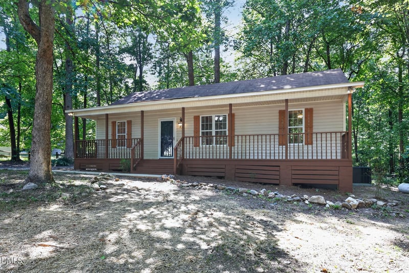 108 Clark Ct, Youngsville, NC 27596