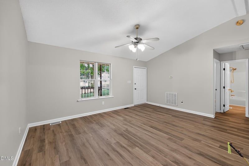108 Clark Ct, Youngsville, NC 27596