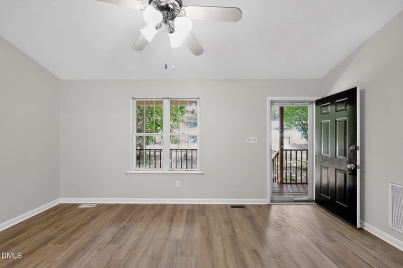 108 Clark Ct, Youngsville, NC 27596