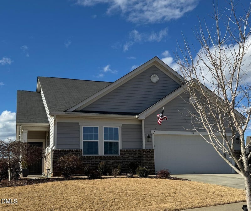 108 Congaree Dr, Holly Springs, NC 27540