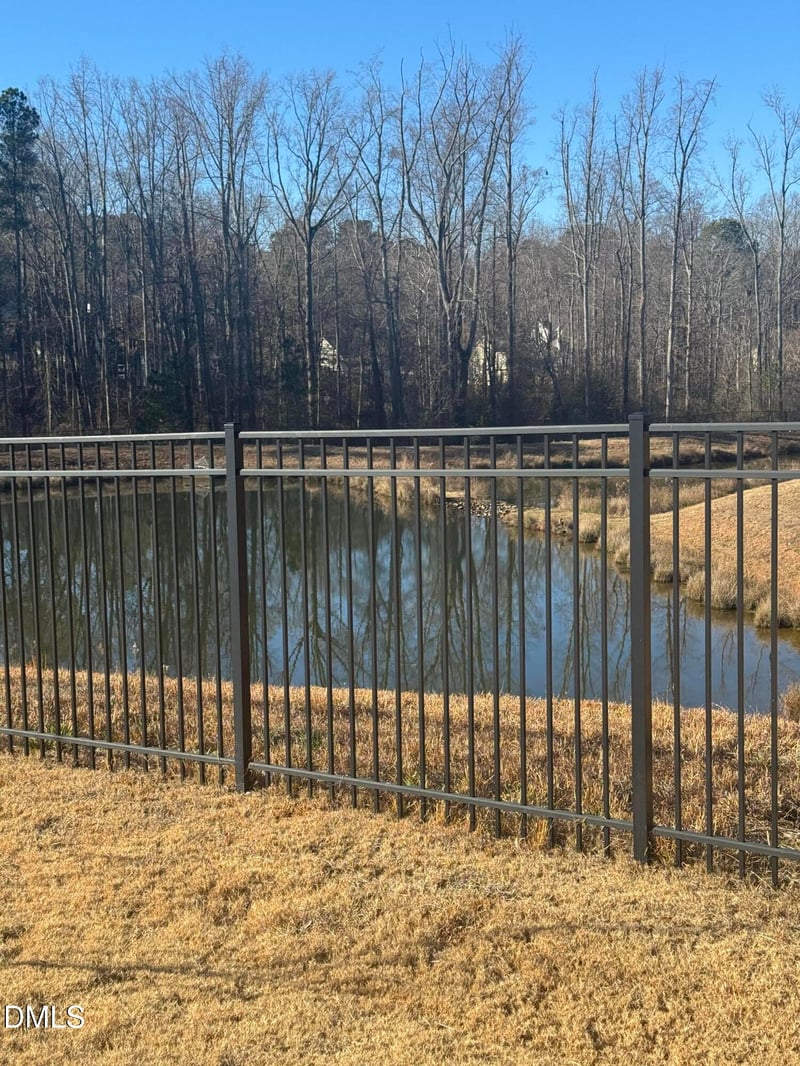 108 Congaree Dr, Holly Springs, NC 27540