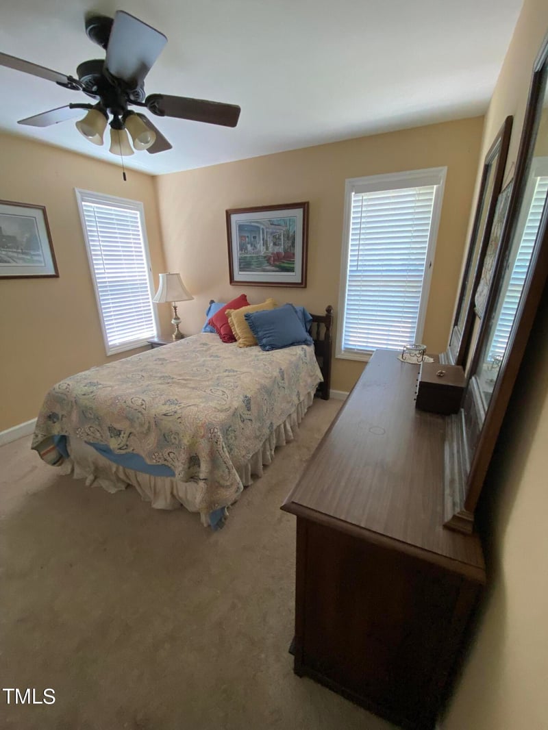 108 Cottage Ct, Youngsville, NC 27596