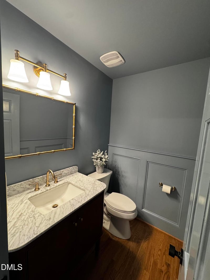 108 Countryside Ln, Cary, NC 27518
