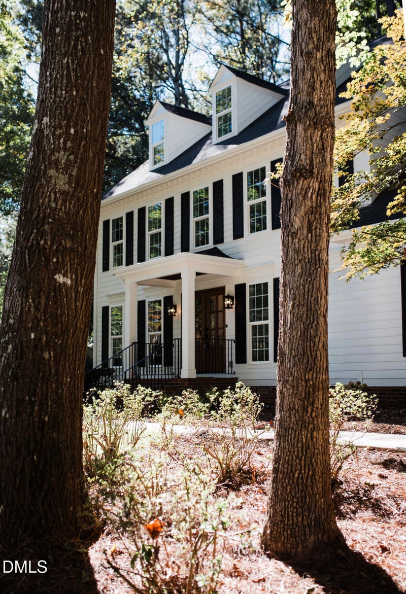 108 Countryside Ln, Cary, NC 27518
