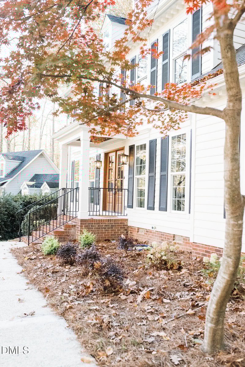 108 Countryside Ln, Cary, NC 27518